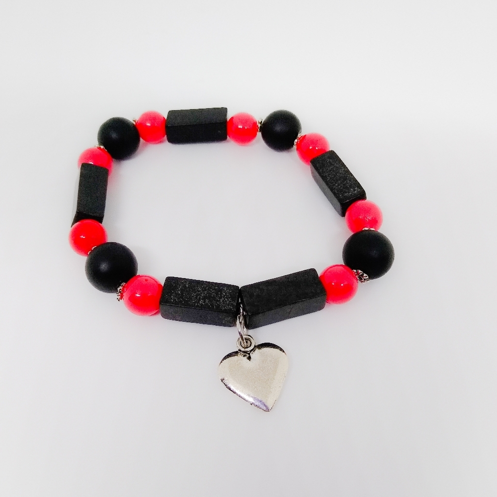 Red and black gemstone charm bracelet